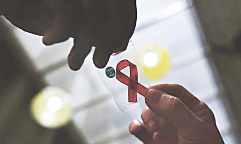 The universal symbol of awareness and support for people with HIV.—Reuters / file The universal symbol of awareness and support for people with HIV.—Reuters / file