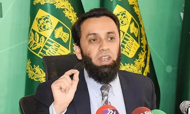 صحافیوں نے بینظیر شاہ سے یکجہتی کا اظہار کرتے ہوئے کارروائی کا مطالبہ بھی کیا &mdash; فائل فوٹو: ڈان