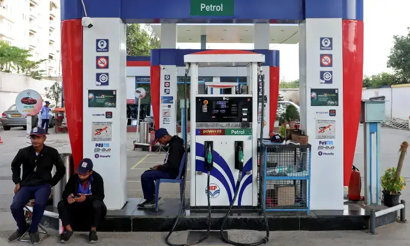 بھارت اور امریکا میں زرعی تجارت اور روسی تیل کی خریداری پر اختلافات کے درمیان بات چیت جاری ہے — فائل فوٹو: رائٹرز بھارت اور امریکا میں زرعی تجارت اور روسی تیل کی خریداری پر اختلافات کے درمیان بات چیت جاری ہے — فائل فوٹو: رائٹرز