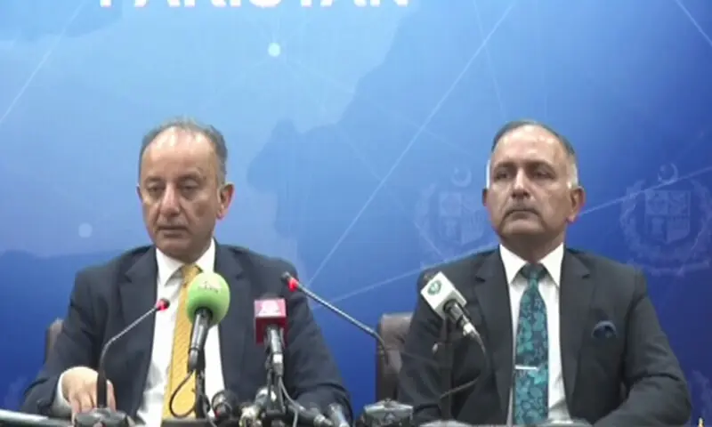 Minister for Climate Change Dr Musadik Malik and National Disaster Management Authority Chairman Lieutenant General Inam Haider Malik speak at a press conference in Islamabad on Wednesday. &mdash; DawnNewsTV