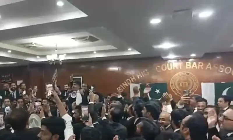 Lawyers protest against 27th Amendment at SHC