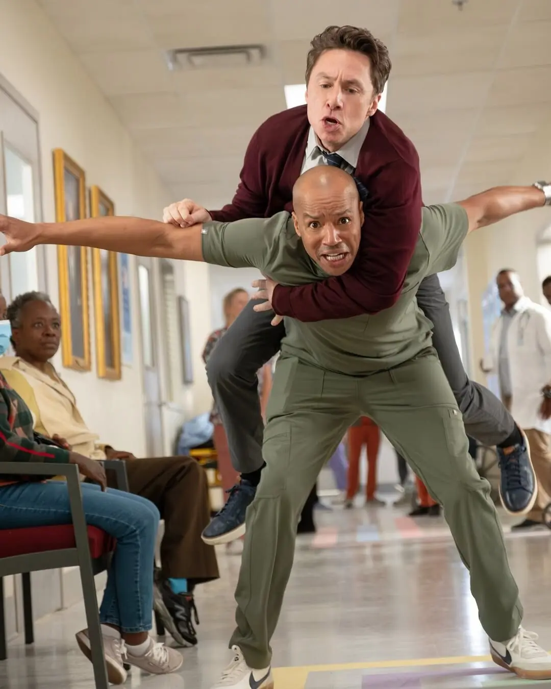 Scrubs is officially scrubbing back in &mdash; 15 years later