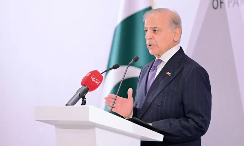 Prime Minister Shehbaz Sharif addresses a business community in Manama, Bahrain on Nov 27, 2025. &mdash; X/GovtofPakistan