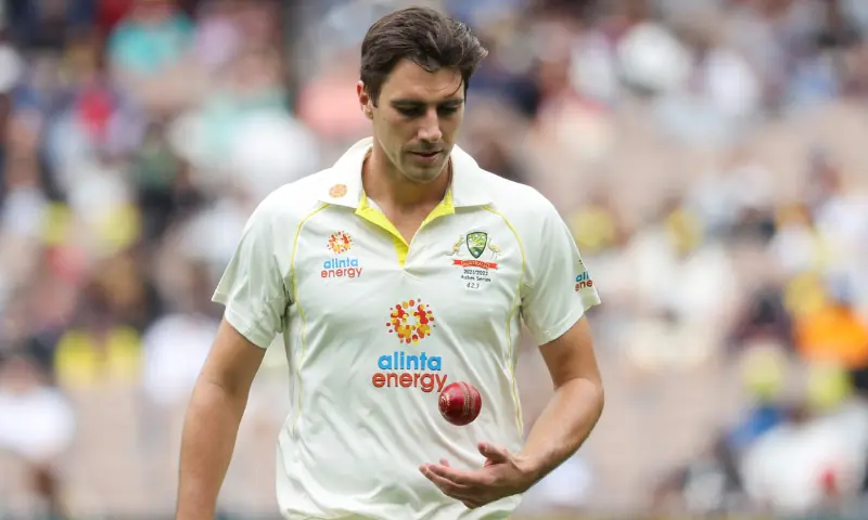 Pat Cummins of Australia in action as Australia takes on England in the third Ashes test at Melbourne Cricket Ground in Melbourne, Australia, December 26, 2021. — Reuters Pat Cummins of Australia in action as Australia takes on England in the third Ashes test at Melbourne Cricket Ground in Melbourne, Australia, December 26, 2021. — Reuters