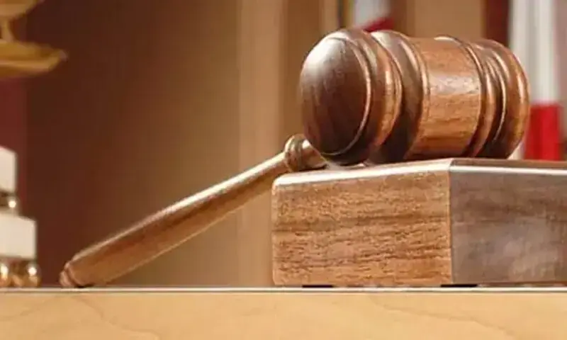 خریدار کو کنسرٹ کے مقام پر عملے نے بتایا کہ ٹکٹ جعلی ہیں، جس پر اس نے فوجداری شکایت درج کرائی۔ فائل فوٹو: ڈان نیوز خریدار کو کنسرٹ کے مقام پر عملے نے بتایا کہ ٹکٹ جعلی ہیں، جس پر اس نے فوجداری شکایت درج کرائی۔ فائل فوٹو: ڈان نیوز