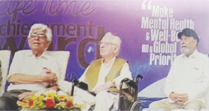  Dr Tariq Sohail (right) with late Dr Haroon Ahmed (centre) and Dr Adibul Hasan Rizvi (left) | Picture from the book 