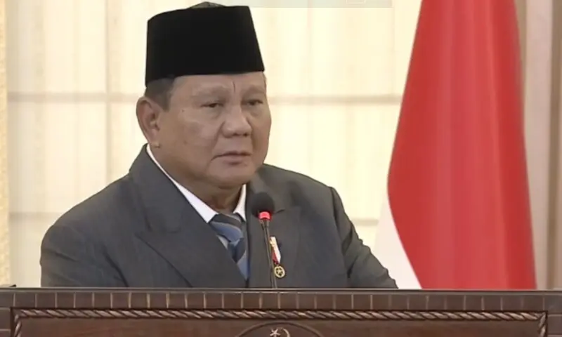  Indonesian President Prabowo Subianto addresses the ceremony along with PM Shehbaz Sharif on December 9. — DawnNewsTV 