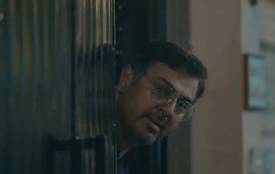  Naumaan Ijaz as Farasat Ali 