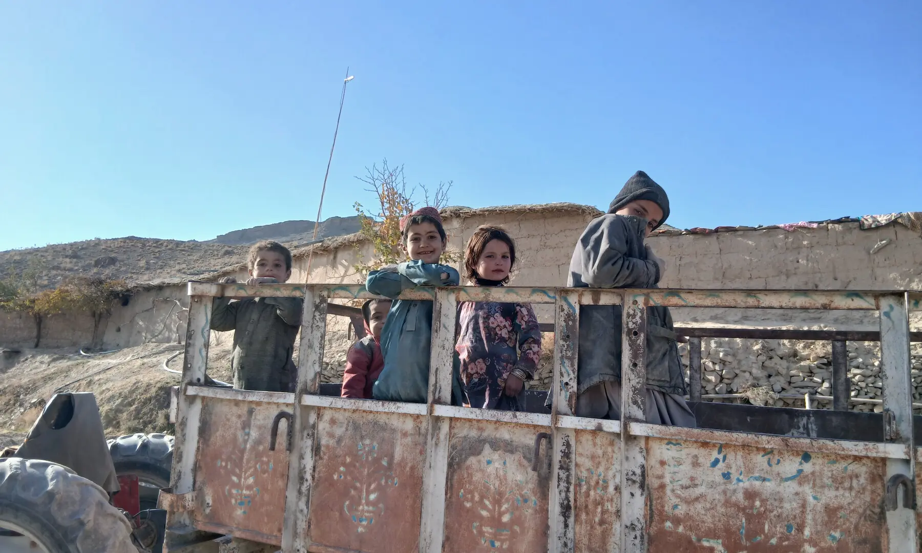 Children in Sanzalla, Pishin. &mdash; photo by author