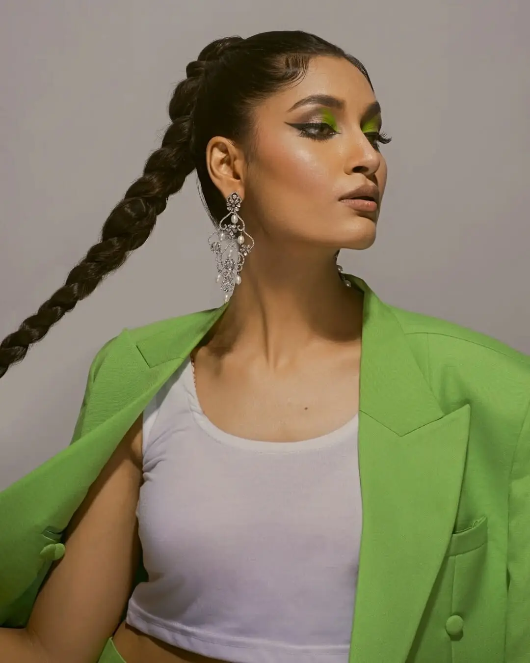 A model wears Zubair Shah
