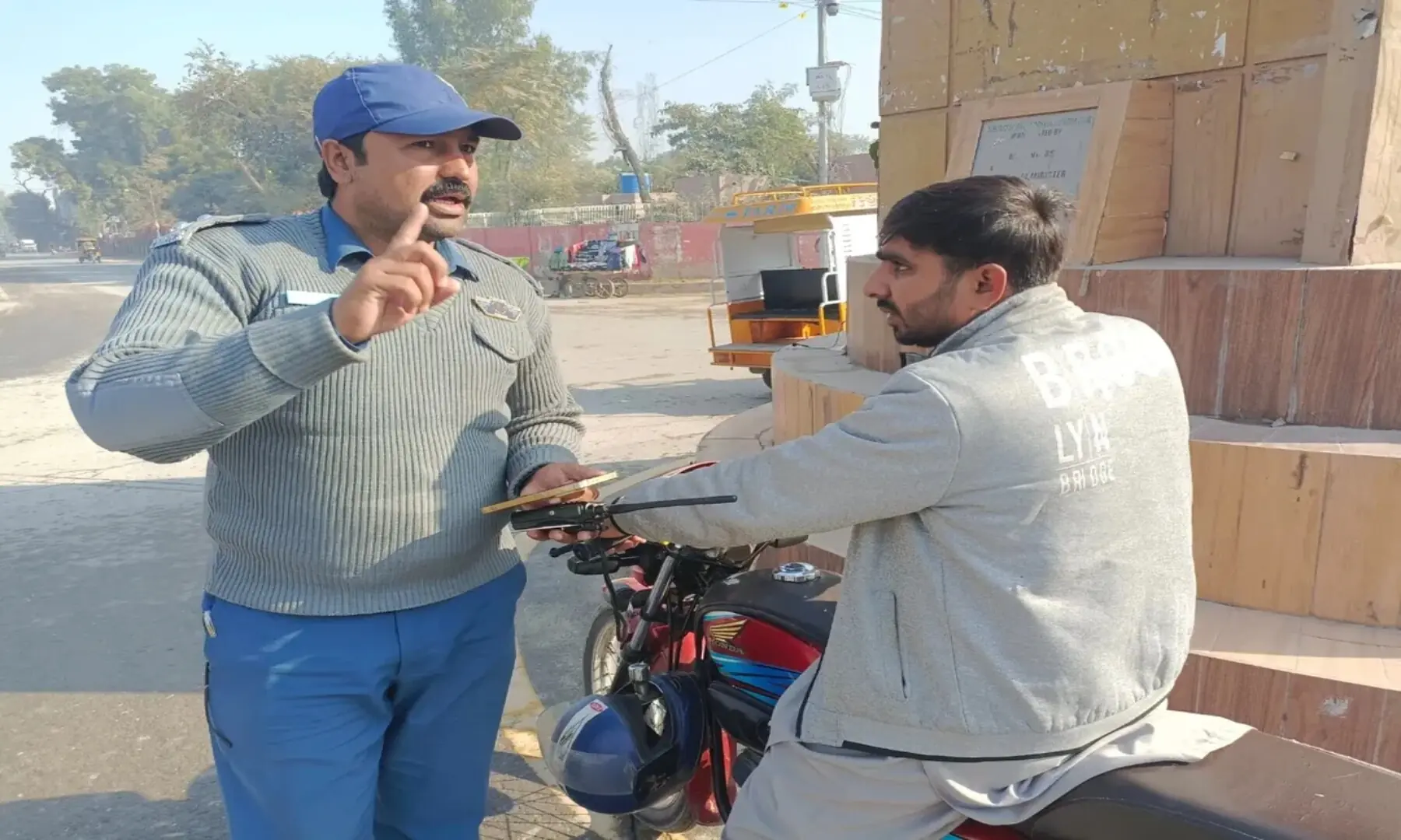  Action is underway against motorcyclists without driving licenses, cars with tinted windows, and riders without helmets in Jhang. &mdash; Instagram/trafficpolicepunjabofficial 