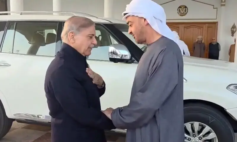Prime Minister Shehbaz Sharif welcomes UAE President Sheikh Mohamed bin Zayed Al Nahyan at Sheikh Zayed Palace in Rahim Yar Khan on December 30. — Screengrab via X/@PTVNewsOfficial Prime Minister Shehbaz Sharif welcomes UAE President Sheikh Mohamed bin Zayed Al Nahyan at Sheikh Zayed Palace in Rahim Yar Khan on December 30. — Screengrab via X/@PTVNewsOfficial