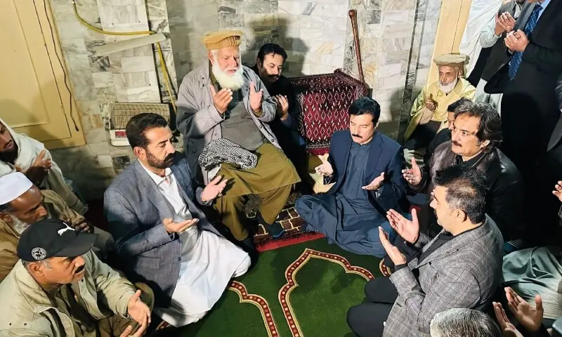 Governor Faisal Karim Kundi offers prayers for officials martyred in the line of duty on Dec 31, 2025. — Photo courtesy Faisal Karim Kundi/X Governor Faisal Karim Kundi offers prayers for officials martyred in the line of duty on Dec 31, 2025. — Photo courtesy Faisal Karim Kundi/X