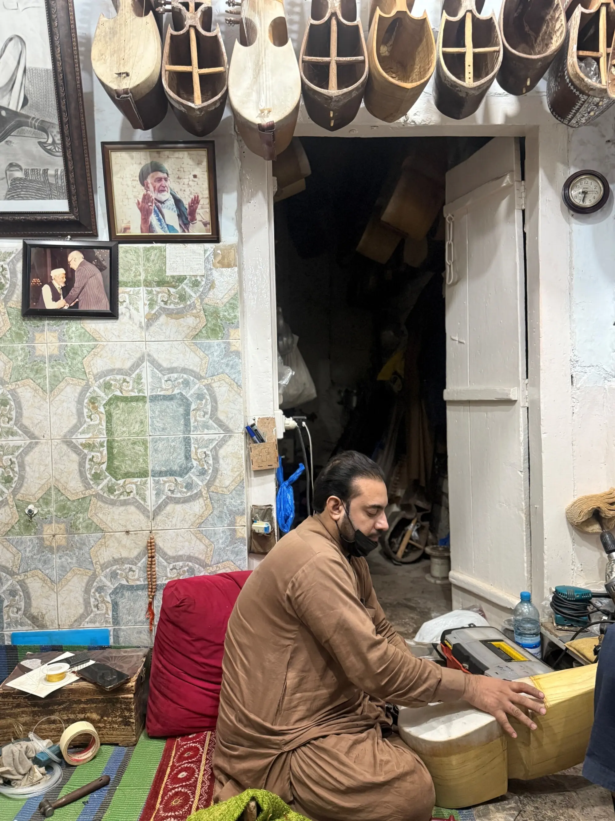 A rabab-maker in Dabgari Bazar.