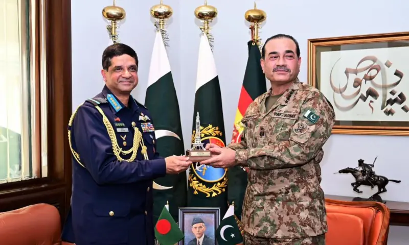 Bangladesh Air Force Air Chief Marshal (ACM) Hasan Mahmood Khan calls on CDF Field Marshal Asim Munir at the General Headquarters in Rawalpindi on Jan 8, 2026. &mdash; ISPR