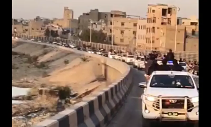 Vehicles that the PTI says are part of its convoy are on Lyari Expressway in Karachi, on Jan 11, 2026. &mdash; screengrab via X/PTIofficial