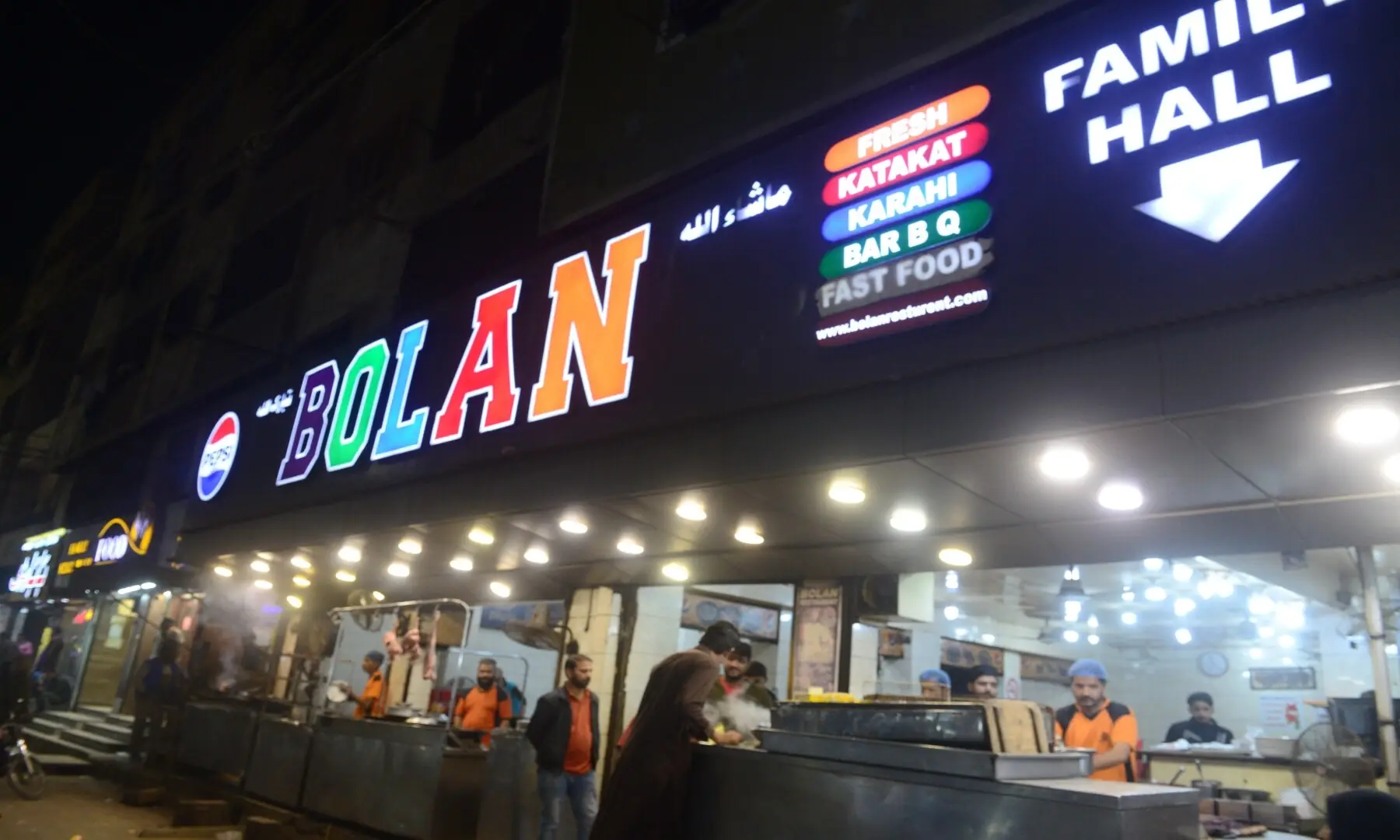 The famous Bolan Restaurant in Hussainabad, a landmark for Karachiites seeking hearty meals and classic street food flavours. &mdash; Tahir Jamal/White Star