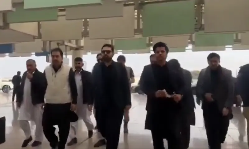 Khyber Pakhtunkhwa Chief Minister Sohail Afridi and party members arrive at the airport to depart on a “brief visit” to Karachi on January 15. — KPChiefMinister via X Khyber Pakhtunkhwa Chief Minister Sohail Afridi and party members arrive at the airport to depart on a “brief visit” to Karachi on January 15. — KPChiefMinister via X