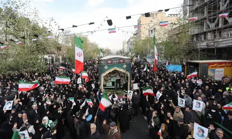 People attend the funeral of the security forces who were killed in the protests that erupted over the collapse of the currency&rsquo;s value in Tehran, Iran, January 14. &mdash; Reuters/FIle