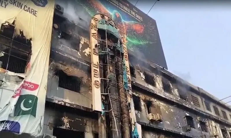 A view of the ill-fated Gul Plaza shopping mall’s front on Jan 19, 2026. — DawnNewsTV