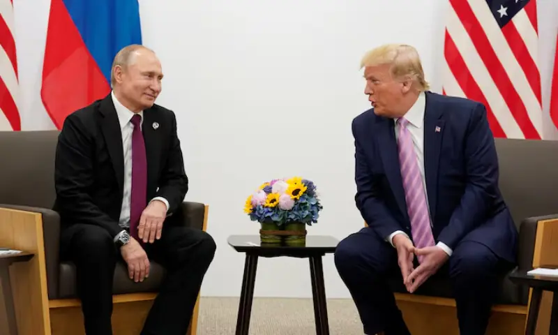 Russia’s President Vladimir Putin and US President Donald Trump talk during a bilateral meeting at the G20 leaders summit in Osaka, Japan, June 28, 2019. — Reuters/File