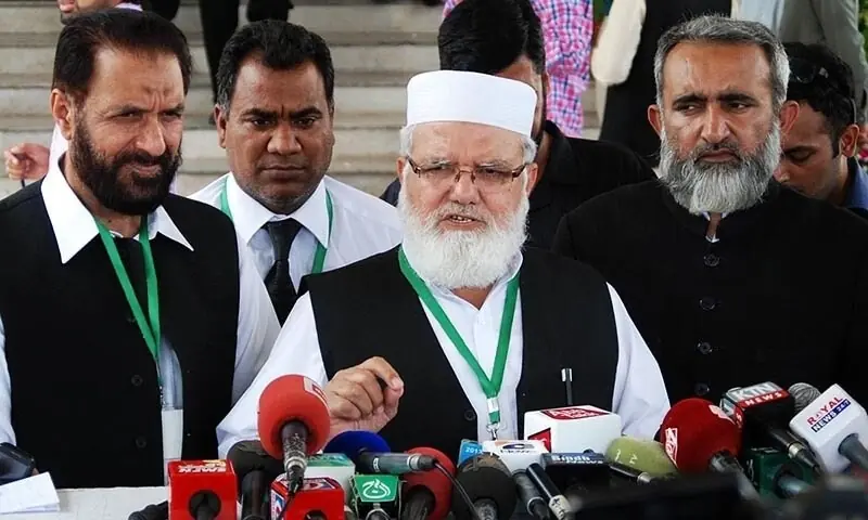 Jamaat-i-Islami deputy emir Liaqat Baloch talking to media in Islamabad. — Online/Muhammad Asim/File Jamaat-i-Islami deputy emir Liaqat Baloch talking to media in Islamabad. — Online/Muhammad Asim/File
