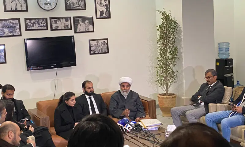 Senate opposition leader Allama Raja Nasir Abbas meets lawyers Imaan Mazari-Hazir and Hadi Ali Chattha. &mdash; Photo courtesy Asad Ali Toor/X