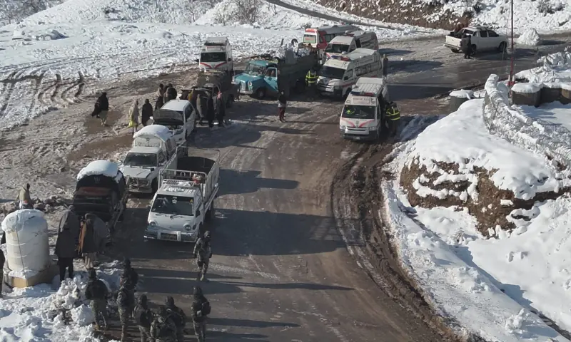 Rescue 1122 teams conduct operations in the Tirah Valley to rescue over 1,500 people trapped due to heavy snowfall, in Khyber district on January 24. &mdash; photo via author