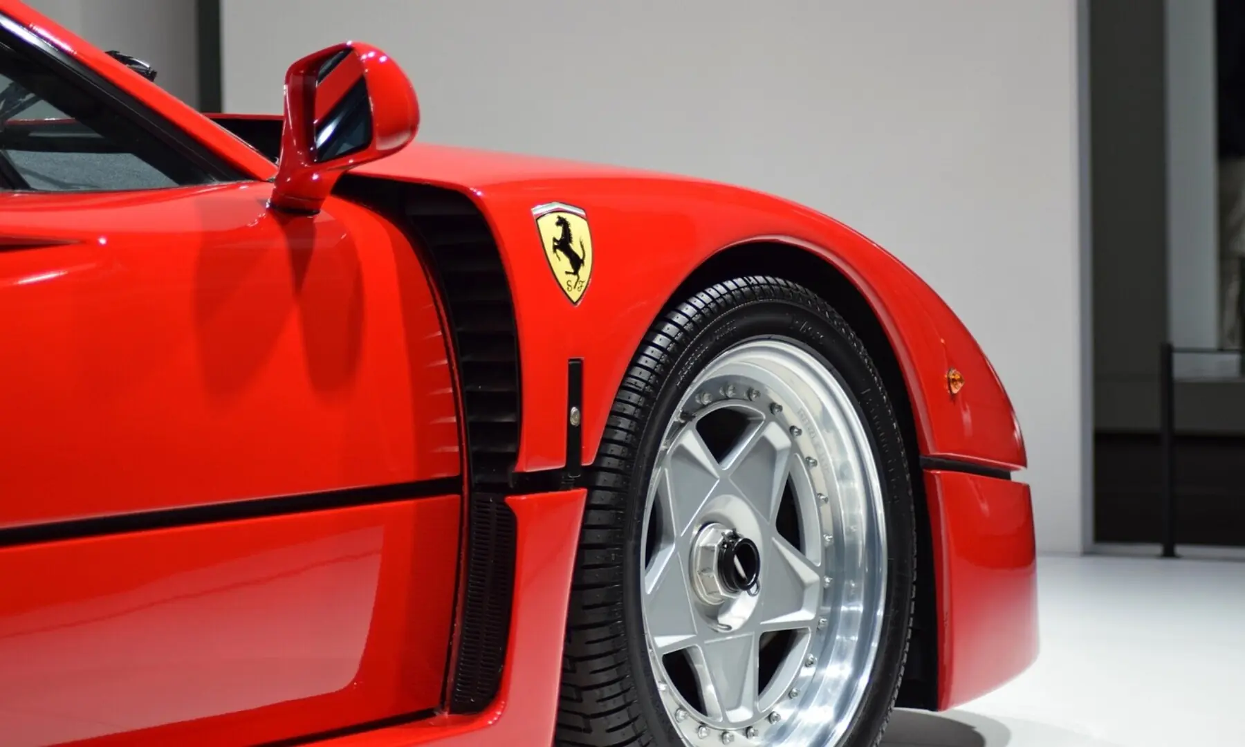 Image showing a red Ferrari. —Lienhard Racing Photo/Pixabay