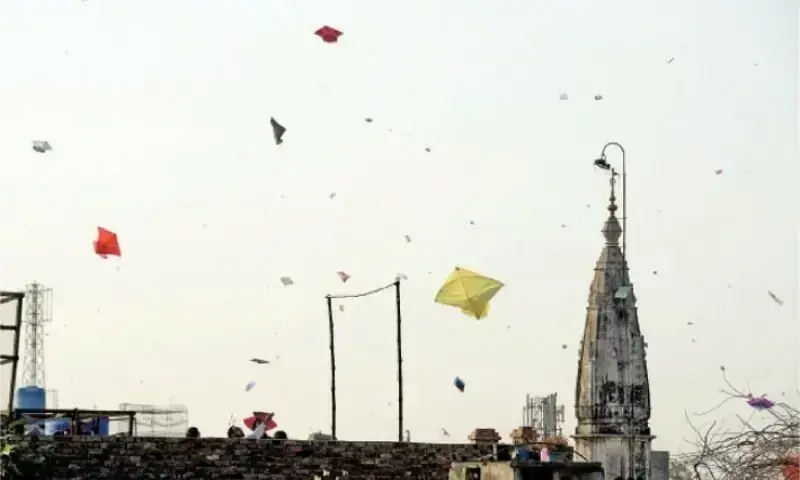 Undated image shows citizens fly kites in Rawalpindi&rsquo;s Chittian Hattian area. &mdash; Photo by Mohammad Asim/File