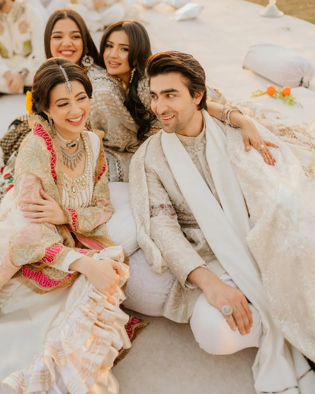 The blushing bride. Photo: Yratta Media/Instagram