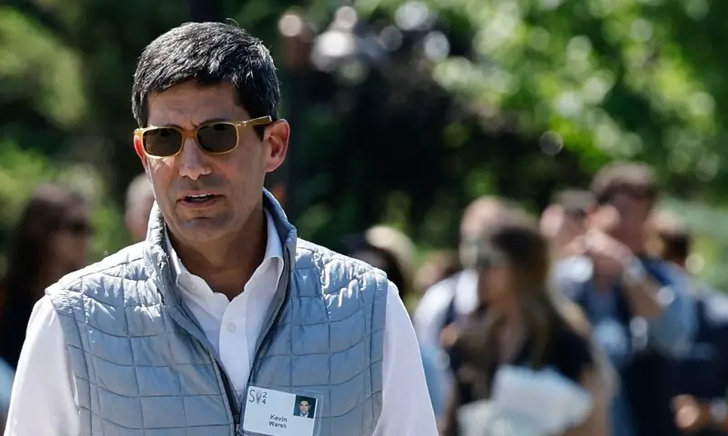 US financer Kevin Warsh leaves after the morning-session at the Allen & Company Sun Valley Conference in Sun Valley, Idaho on July 10, 2024. &mdash; AFP