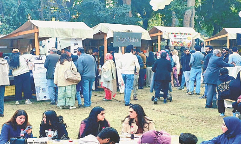 People visit the Islamabad Organic Community Market in F-7/3 sector on Sunday. &mdash; White Star