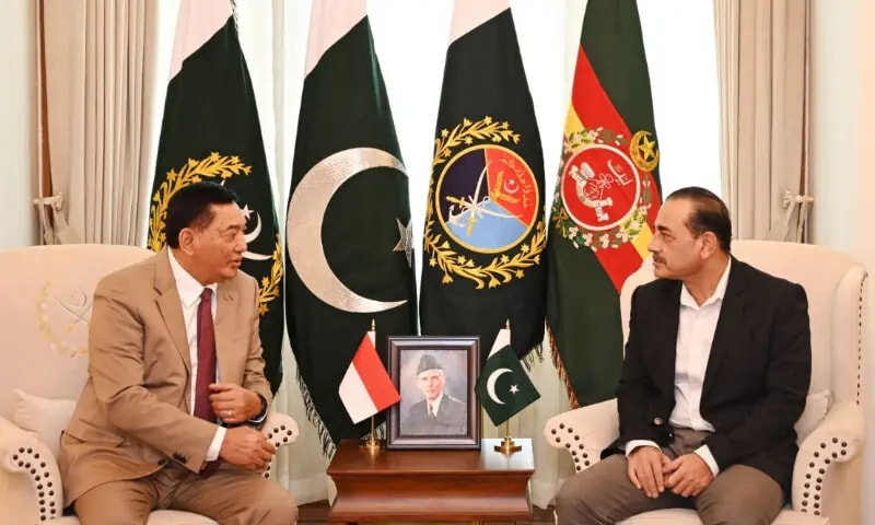 IndonesiaN Defence Minister retired Lt Gen Sjafrie Sjamsoeddin calls on CDF Field Marshal Syed Asim Munir at GHQ.&mdash;Courtesy ISPR