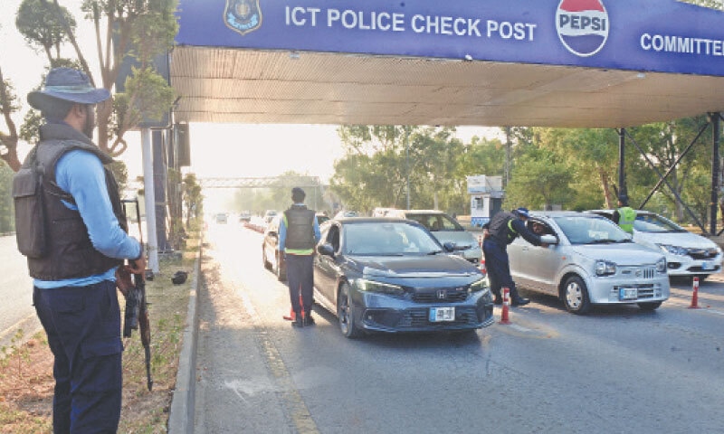 Lawmakers expressed grave concern over unnecessary internal checkpoints and unprofessional conduct by some police personnel. &mdash; File photo