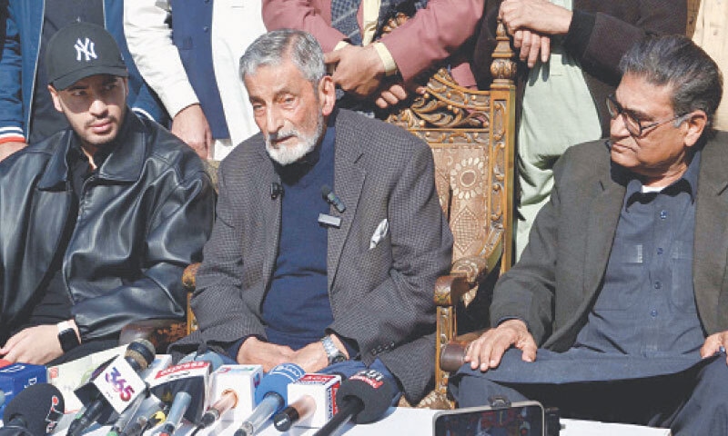 Haji Ghulam Ahmad Bilour speaks at a presser in Peshawar on Thursday. &mdash; White Star