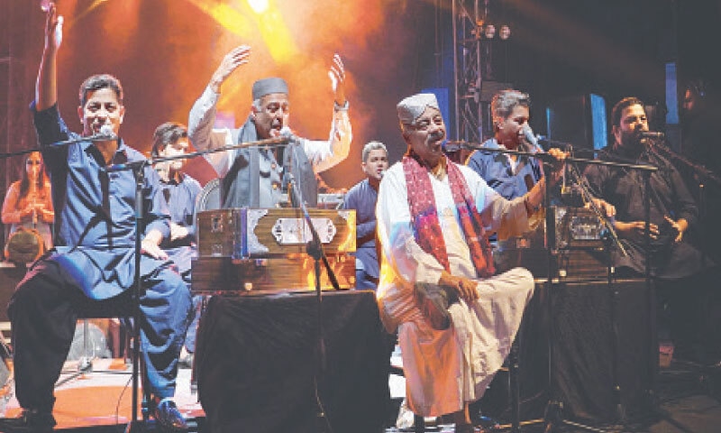 Farid Ayaz and Abu Muhammad qawwals perform at the concert.—Dawn Farid Ayaz and Abu Muhammad qawwals perform at the concert.—Dawn
