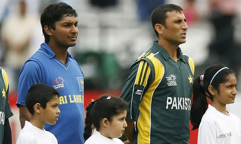 A photo of Sri Lanka captain Kumar Sangakkara and Pakistan captain Younis Khan before their clash in the ICC World T20 final at Lord&rsquo;s Cricket G, in London, the UK on June 21, 2009 . &mdash; AFP/File
