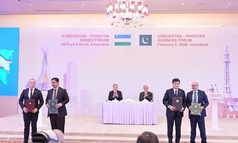 Prime Minister Shehbaz Sharif and Uzbek President Shavkat Mirziyoyev are pictured during the Pakistan-Uzbekistan Business Forum in Islamabad. &mdash; PID