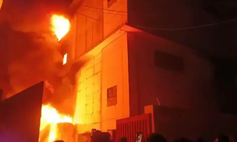 This image shows the fire that erupted in a factory in Karachi&rsquo;s Landhi. &mdash; Screengrab from video shared by Imtiaz Ali