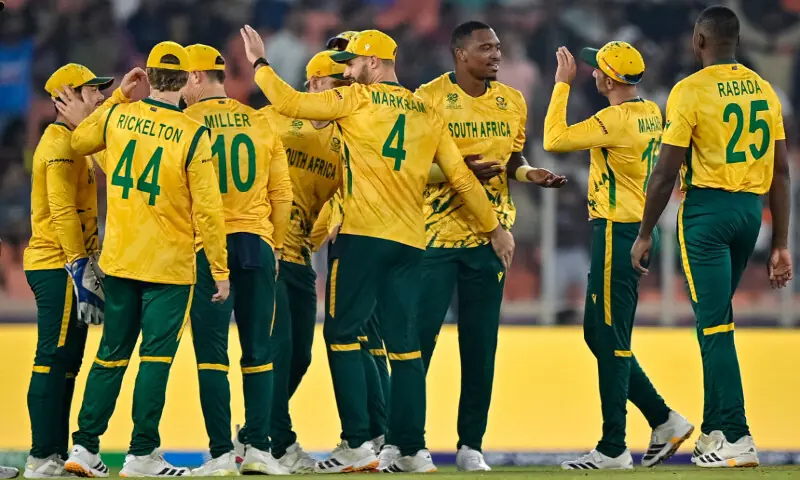 South Africa&rsquo;s Lungi Ngidi (3R) celebrates with teammates after taking the wicket of Canada&rsquo;s Yuvraj Samra during the 2026 ICC Men&rsquo;s T20 Cricket World Cup group stage match between South Africa and Canada at the Narendra Modi Stadium in Ahmedabad on February 9, 2026. &mdash; AFP
