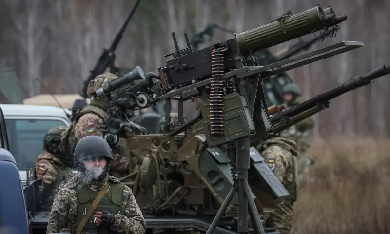Ukrainian servicemen attend air defence drills, amid Russia&rsquo;s attack on Ukraine, in Chernihiv region, Ukraine on November 11, 2023. &mdash; Reuters/File