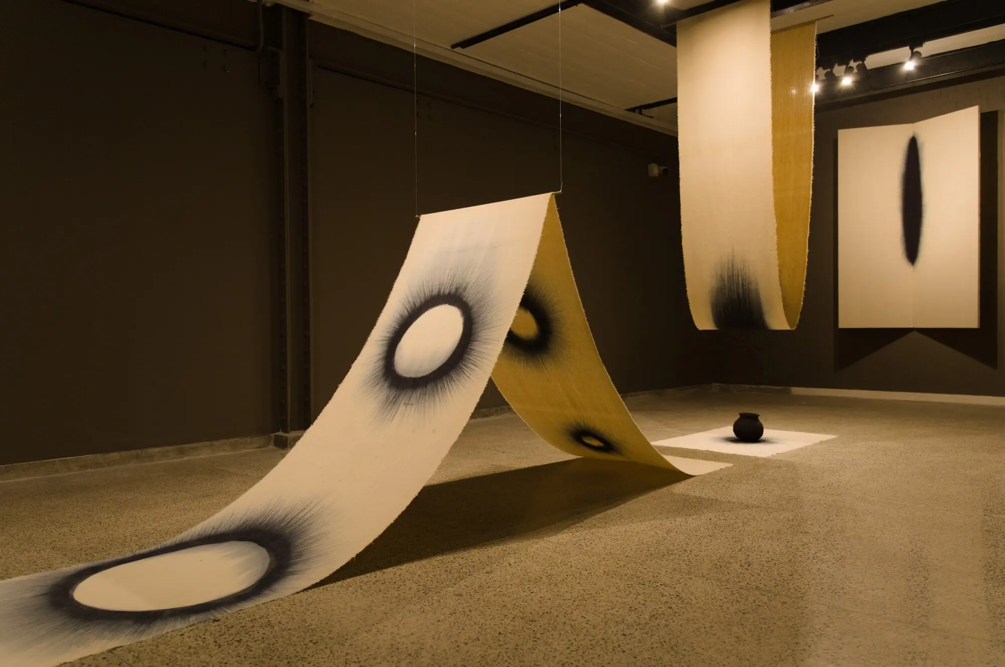 Kaimurai&rsquo;s The Divine Blue. Photo: Charith Heenpalla