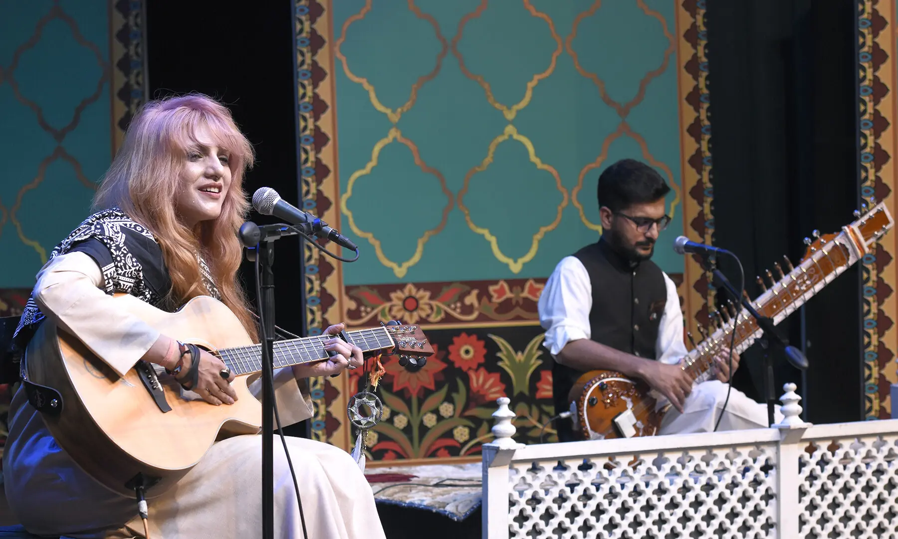 Singer Rubaya Pirzada performs at the Pakistan Mother Languages Literature Festival at the Pakistan National Council of the Arts in Islamabad on February 14. — White Star/Tanveer Shahzad Singer Rubaya Pirzada performs at the Pakistan Mother Languages Literature Festival at the Pakistan National Council of the Arts in Islamabad on February 14. — White Star/Tanveer Shahzad