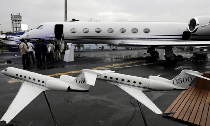 People line up to visit the Gulfstream G550 aircraft during the Latin American Business Aviation Conference & Exhibition fair (LABACE) at Congonhas airport in Sao Paulo, Brazil August 15, 2017. — Reuters/ File People line up to visit the Gulfstream G550 aircraft during the Latin American Business Aviation Conference & Exhibition fair (LABACE) at Congonhas airport in Sao Paulo, Brazil August 15, 2017. — Reuters/ File