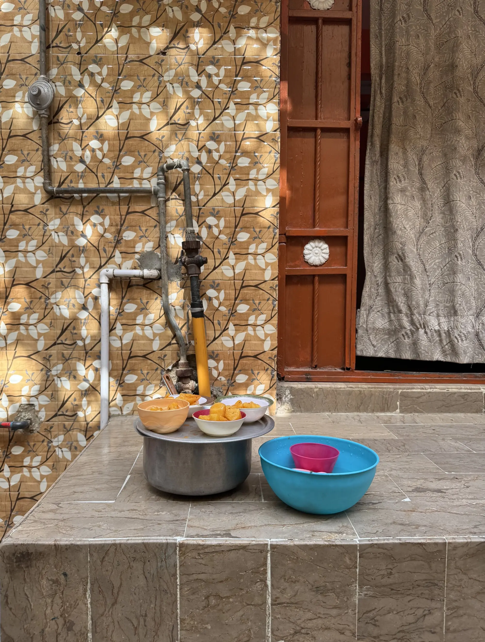 The heart of Lyari lives on through the quiet strength of ammas sitting on doorsteps