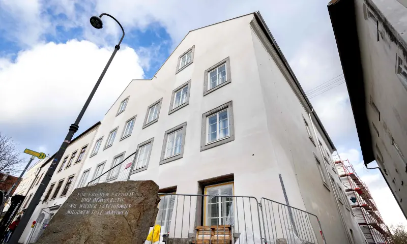 Picture shows a memorial stone reading &ldquo;For Peace, Freedom and Democracy &mdash; Never Again Fascism &mdash; Millions of Dead Warn&rdquo; in front of the birth house of former German dictator Adolf Hitler that is turned into a police station, in Braunau am Inn, Austria on February 17, 2026. &mdash; AFP