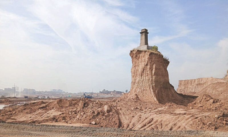 Ministry declines permission to relocate historic WWI memorial in Pakistan