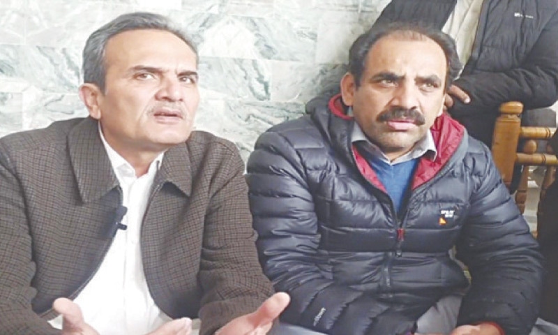 Ameer Haider Khan Hoti talks to mediapersons at Swabi Press Club on Tuesday. &mdash; Dawn
