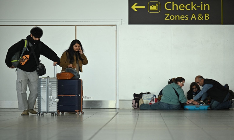 PASSENGERS wait inside a terminal at London&rsquo;s Gatwick airport amid flight cancellations following the US and Israeli strikes on Iran.&mdash;AFP